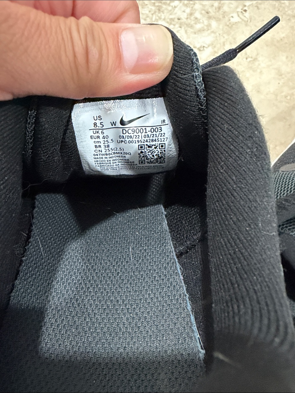 Nike DC9001-003 Running Shoes Women’s 8.5 Wide Black White Athletic Sneakers - Picture 6 of 6